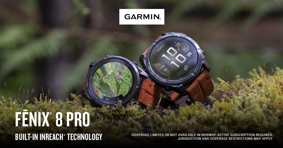 2 Garmin fenix 8 pro amoled liggende i mose
